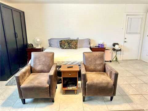 Dorothea, VISALIA, CA 93277
