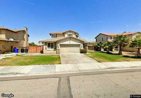 Villa, ADELANTO, CA 92301