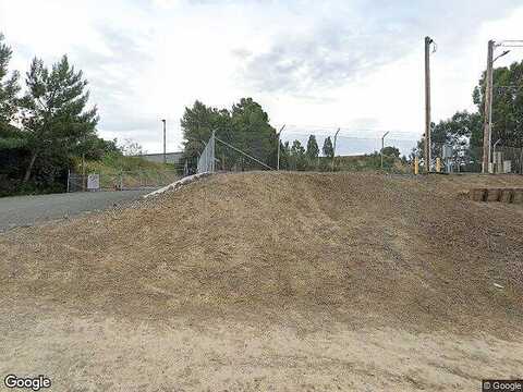 Laurel Knoll, MARTINEZ, CA 94553