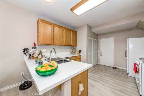 Pepperwood, CARSON, CA 90746