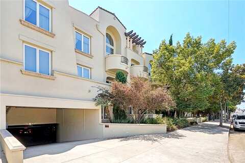 Burbank Boulevard, Sherman Oaks, CA 91411