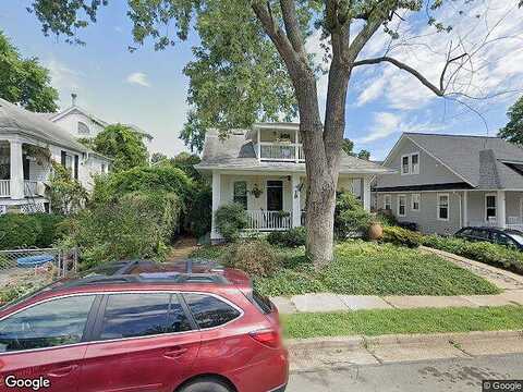 Wyatt, ALEXANDRIA, VA 22301