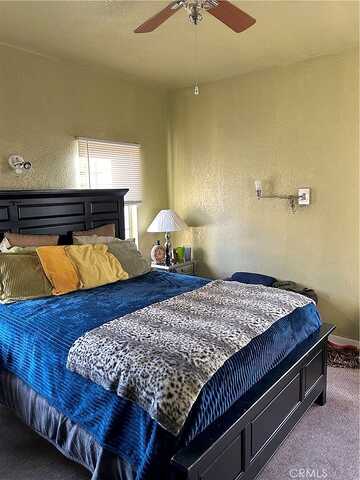 84Th, LOS ANGELES, CA 90001