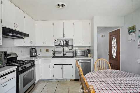 Stone Pine, MODESTO, CA 95351