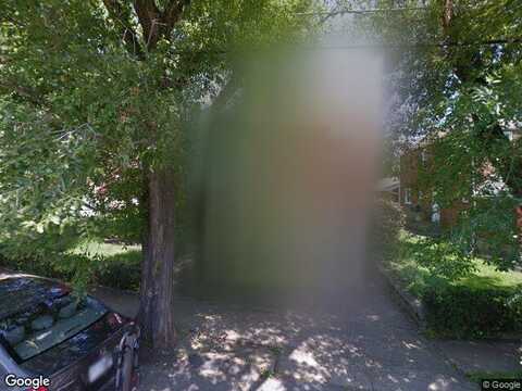 Loretta, PITTSBURGH, PA 15217