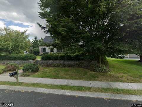 Crimson, LITITZ, PA 17543