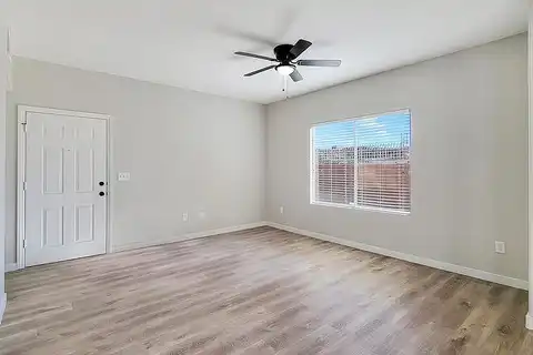 Gold Dust Ave, Las Vegas, NV 89120