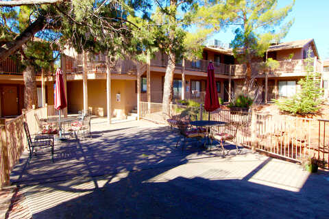 E Cortez Dr, Sedona, AZ 86351