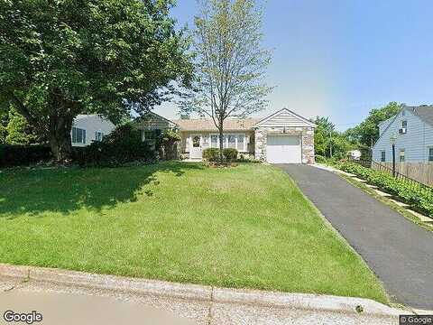 Hillcrest, GLENSIDE, PA 19038
