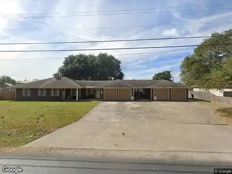 Cleveland, GROVES, TX 77619