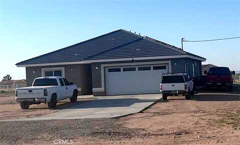 Mesa St, Phelan, CA 92371