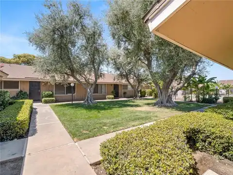 Fruit Avenue N, Fresno, CA 93705