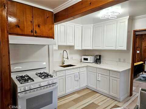 Deer Ln, Running Springs, CA 92382