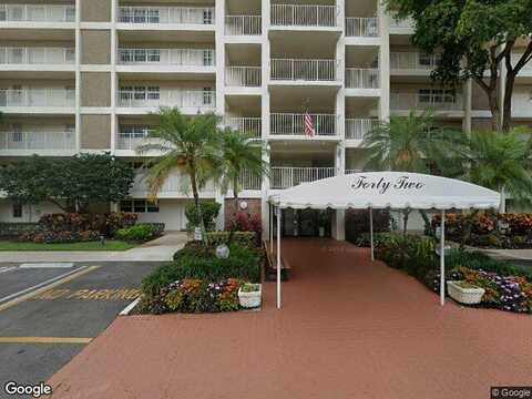Course, POMPANO BEACH, FL 33069