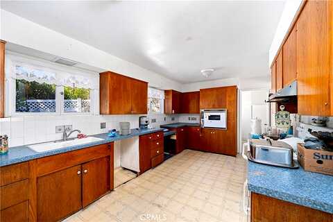 Fairhaven, Santa Ana, CA 92705