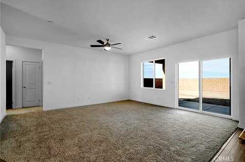 Del Sur St, Victorville, CA 92392