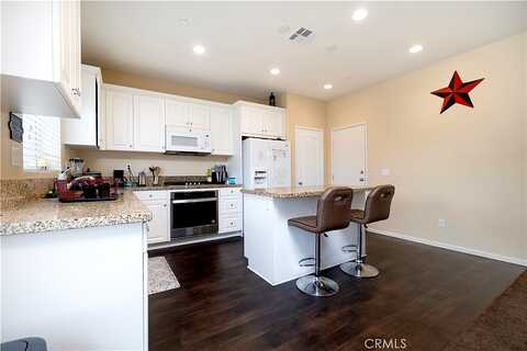 Saxton Way, Victorville, CA 92392