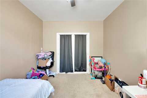 Tamarisk Ave, Hesperia, CA 92344