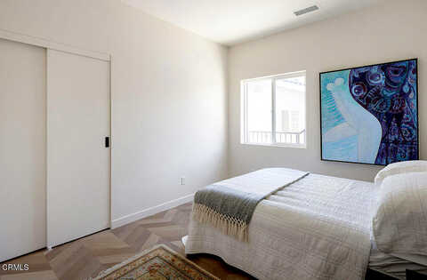 1/2 N Coolidge Ave, Los Angeles, CA 90039