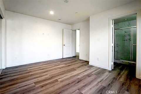 Tawney Ridge Ln, Victorville, CA 92394