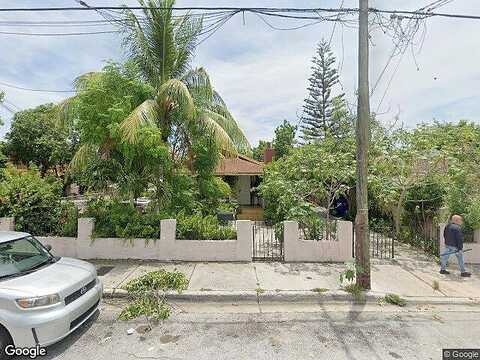 4Th, MIAMI, FL 33135