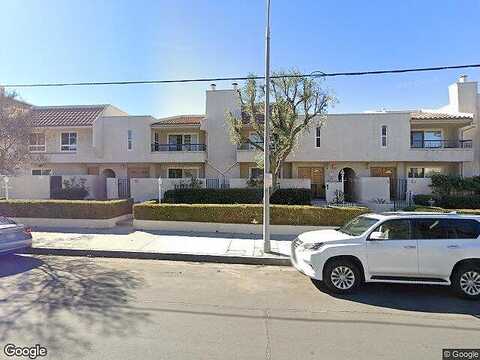 Zelzah Ave, Encino, CA 91316