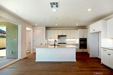 Terrane Ct, Santa Clarita, CA 91350