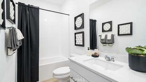 Fiddle Ln, Menifee, CA 92585