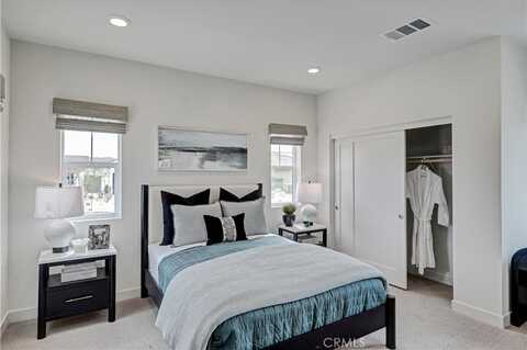 Kent St, Hesperia, CA 92345