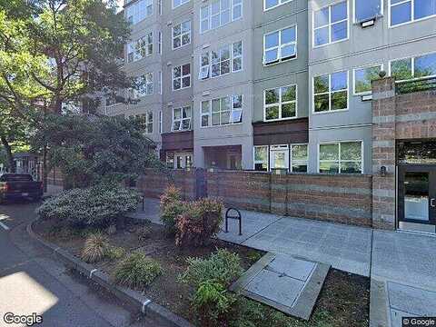Ne 1St St, Bellevue, WA 98004