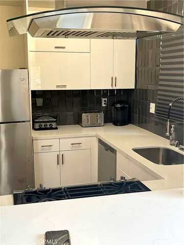 Mitchell, Tustin, CA 92780