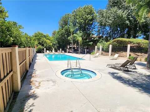 Apple Street, Newhall, CA 91321