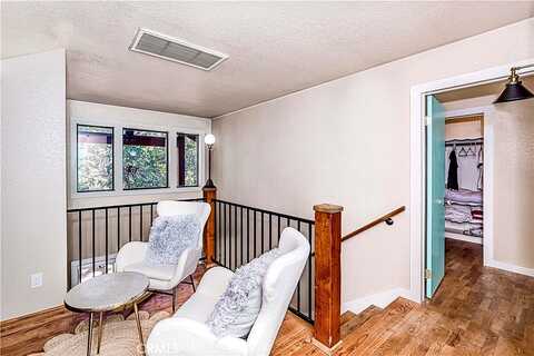 Foxfield Road, Angelus Oaks, CA 92305