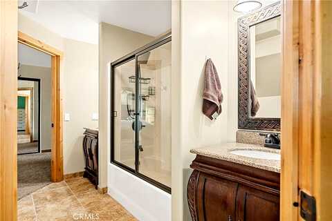 Lake View Dr, Cedar Glen, CA 92321