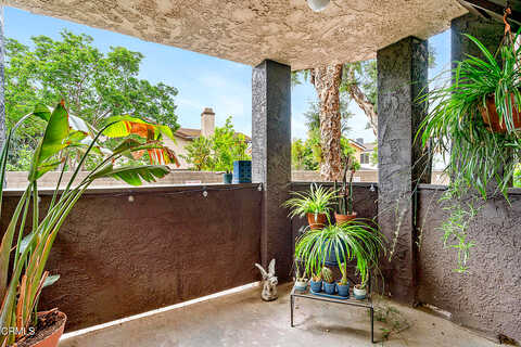 Sherman Way, Van Nuys, CA 91405
