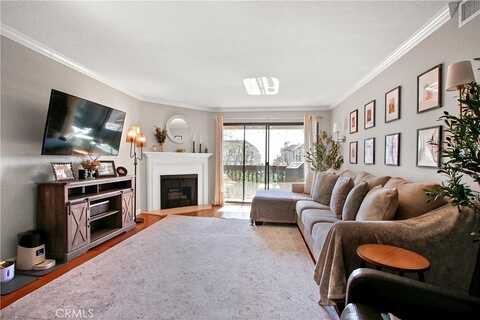 E Willow Street, Signal Hill, CA 90755