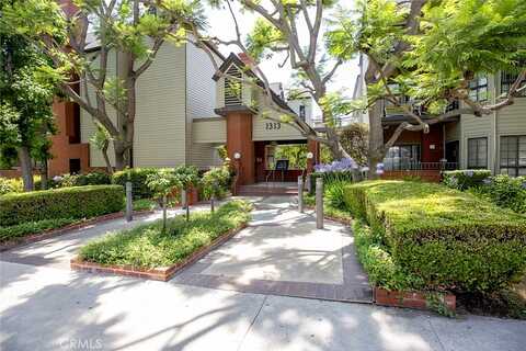 Valley View Road, Glendale, CA 91202