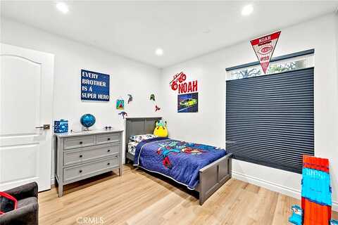 Lindley Avenue, Porter Ranch, CA 91326