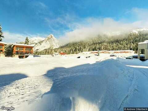 Pass Life, SNOQUALMIE PASS, WA 98068