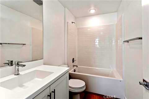 Santo Antonio Dr, Colton, CA 92324