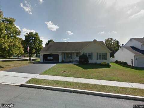 Hunters Run, READING, PA 19606