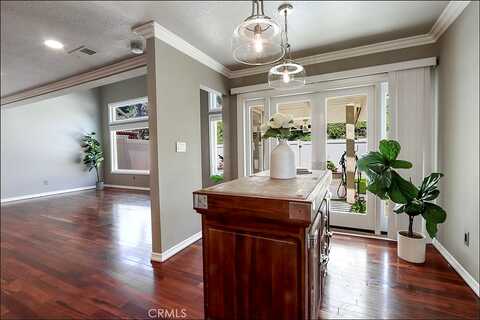 Avenida Tranquila, Lake Forest, CA 92630