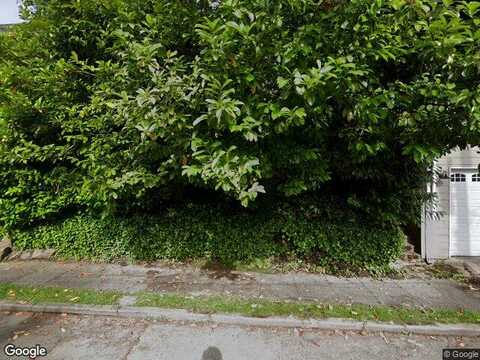 38Th, SEATTLE, WA 98122