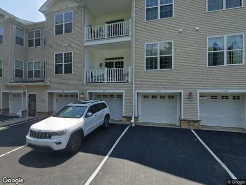 Poplar, GARNET VALLEY, PA 19060
