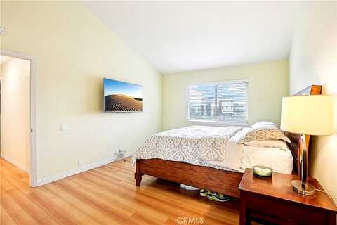 Oceanport Lane, Huntington Beach, CA 92648