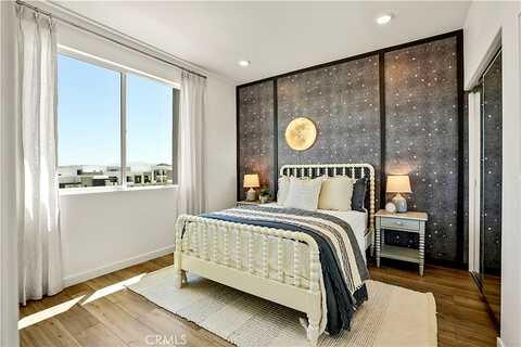 Bear Creek Ln, Valencia, CA 91381