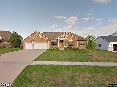 Luxury, SUAMICO, WI 54313