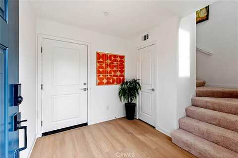 Santo Antonio Dr, Colton, CA 92324