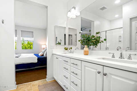 San Jose St, Ventura, CA 93004