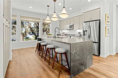 Foothill Blvd, Claremont, CA 91711